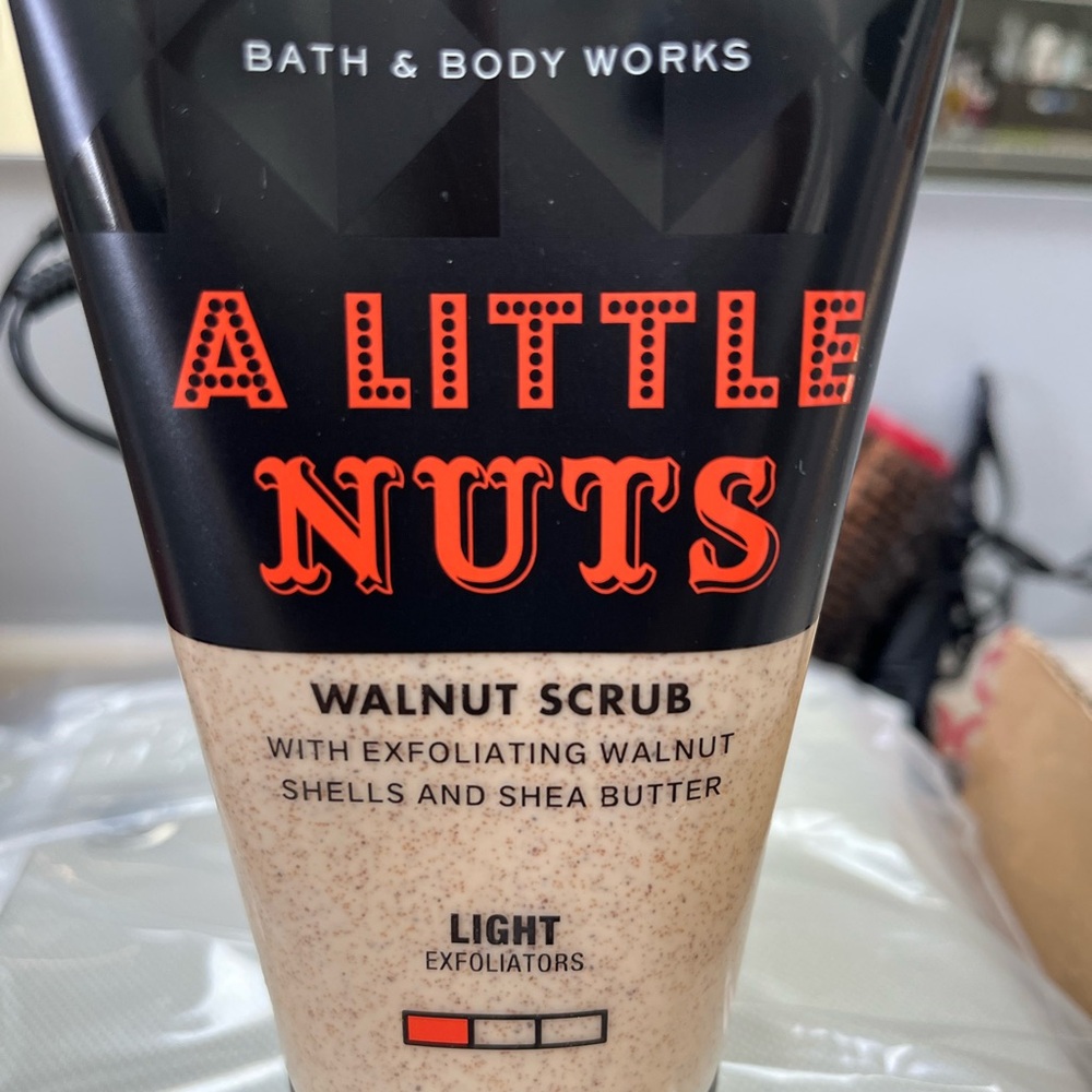 Bath & Body works exfoliating scrub
